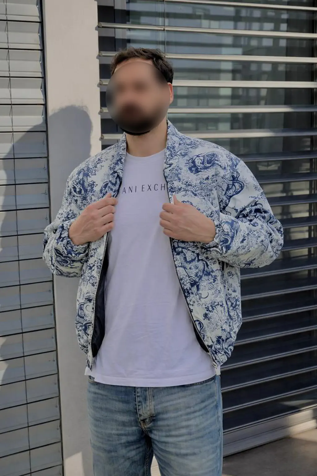 Frilivin Jacket image 3