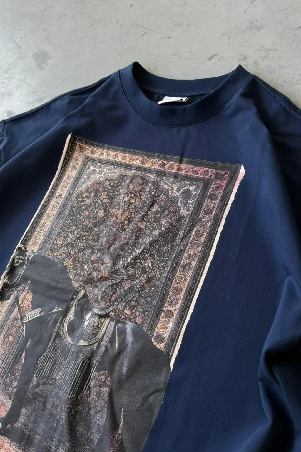 Men Tshirt (The horse) image 5